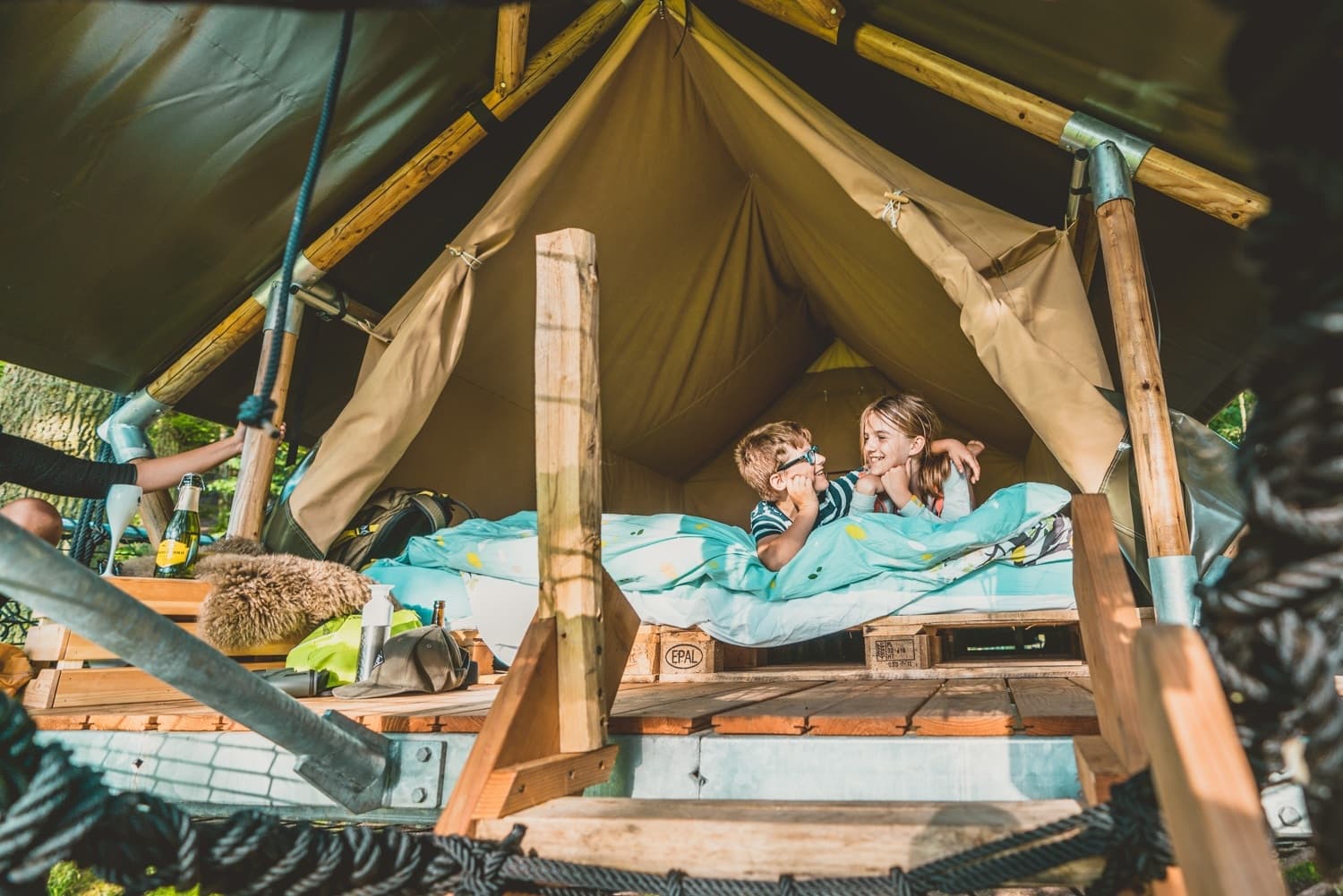 logeren in boomhutten